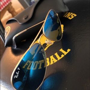 Ray-Ban Accessories - RayBan Polarized Aviator sunglasses Ray-Ban Accessories - RayBan Polarized Aviator sunglasses